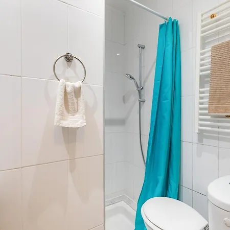Charming Flat In Alesia 公寓 *
